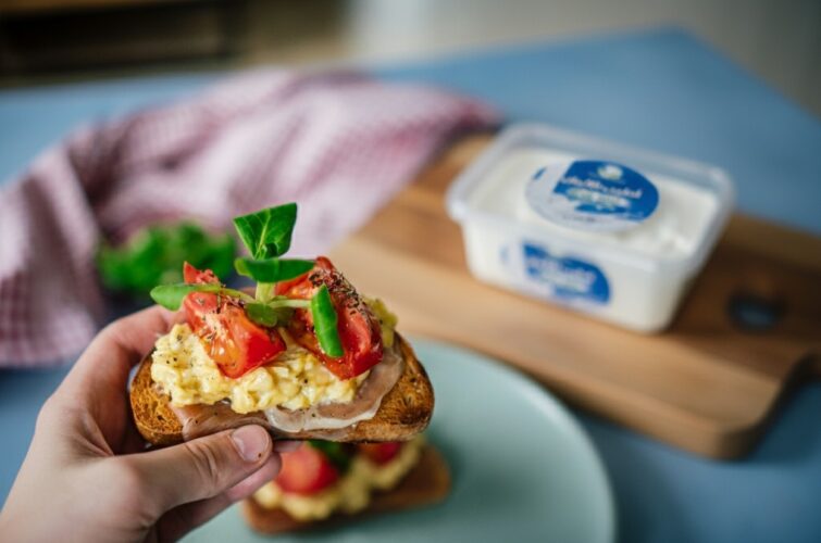 أطيب الألبان‎ (@atyabalalban)